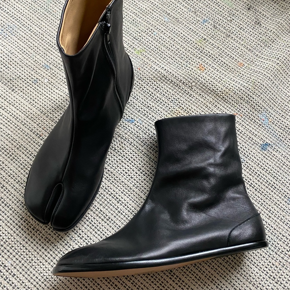 Tabi Boots